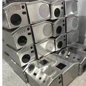 Páirteanna próiseála miotail leatháin